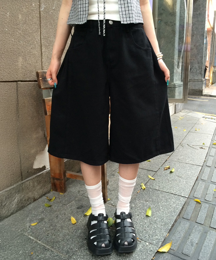 【SHORT/BASIC丈別】カラーバミューダパンツ BLACK