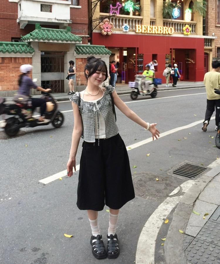 【SHORT/BASIC丈別】カラーバミューダパンツ BLACK