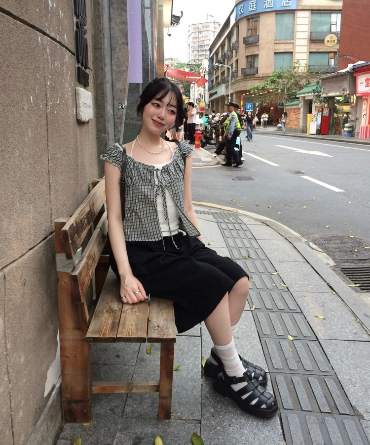 【SHORT/BASIC丈別】カラーバミューダパンツ BLACK