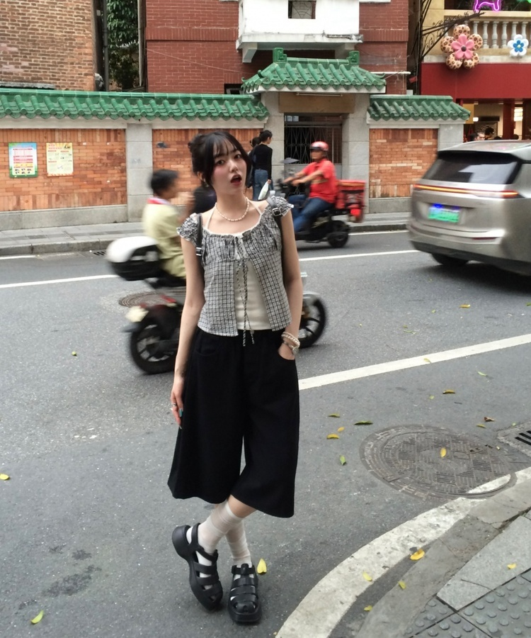 【SHORT/BASIC丈別】カラーバミューダパンツ BLACK