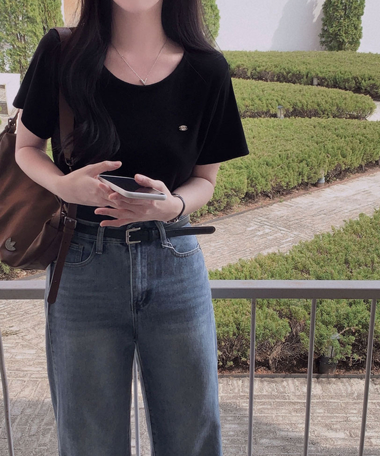 여름내내 교복 반팔티 보장온유MADE 도브 팬던트 라운드넥 스탠다드핏 베이직 반팔티