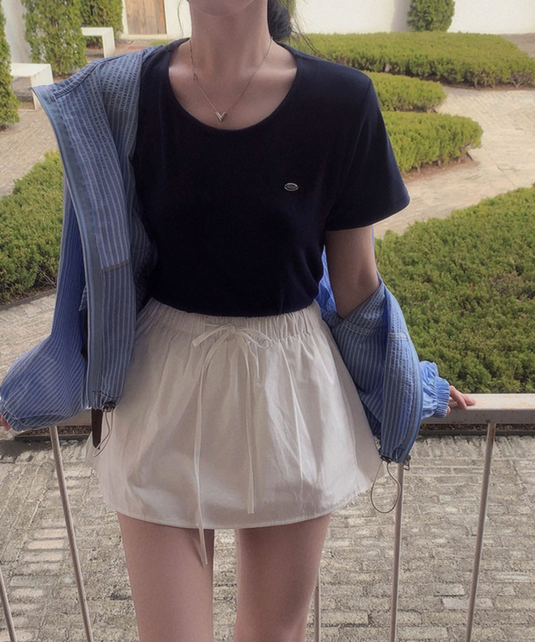 여름내내 교복 반팔티 보장온유MADE 도브 팬던트 라운드넥 스탠다드핏 베이직 반팔티