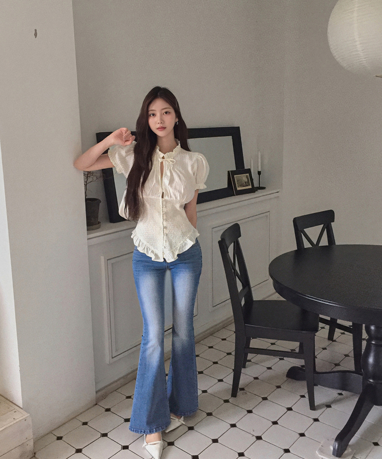 ロウライズブーツカットジーンズ MID DENIM