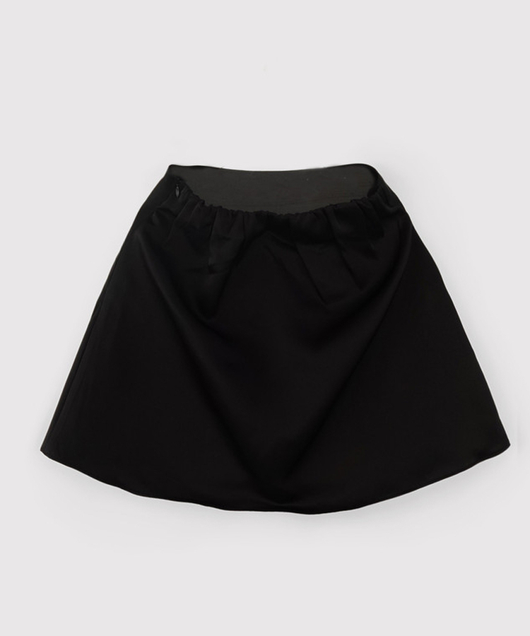 サテンミニフレアスカート