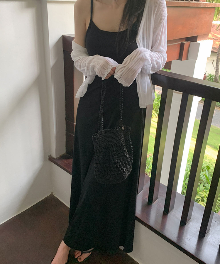 【カップ付き】キャミソールロングスリムワンピース BLACK