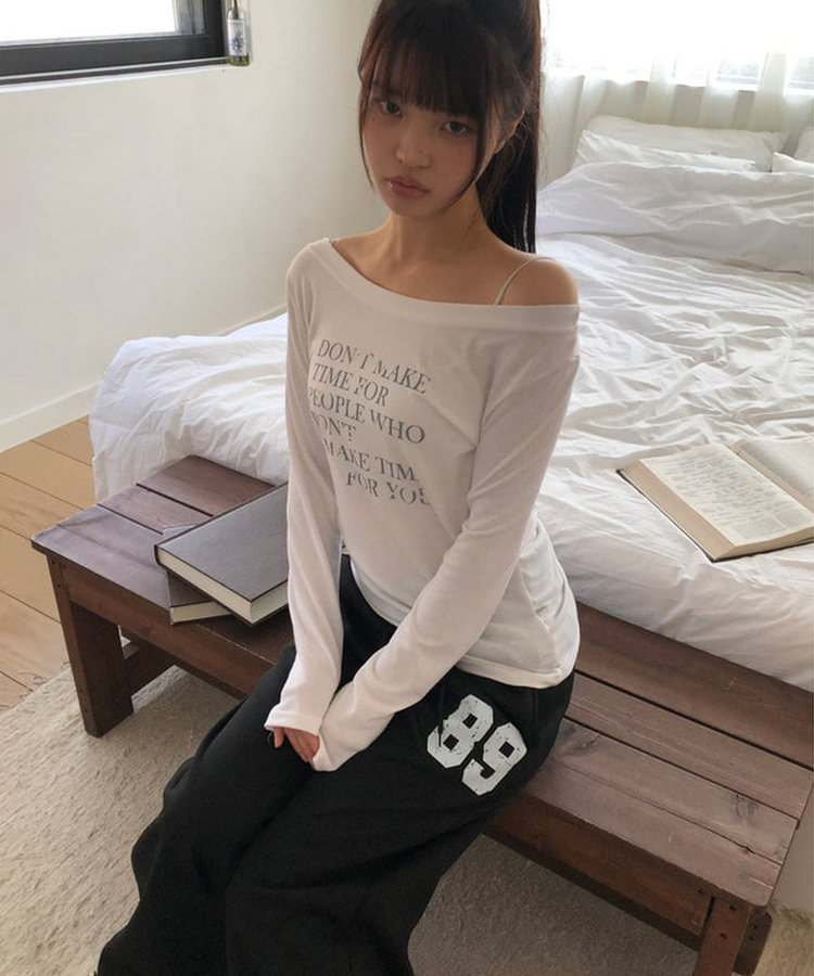 レタリングシースルーオフショルダー長袖Tシャツ IVORY
