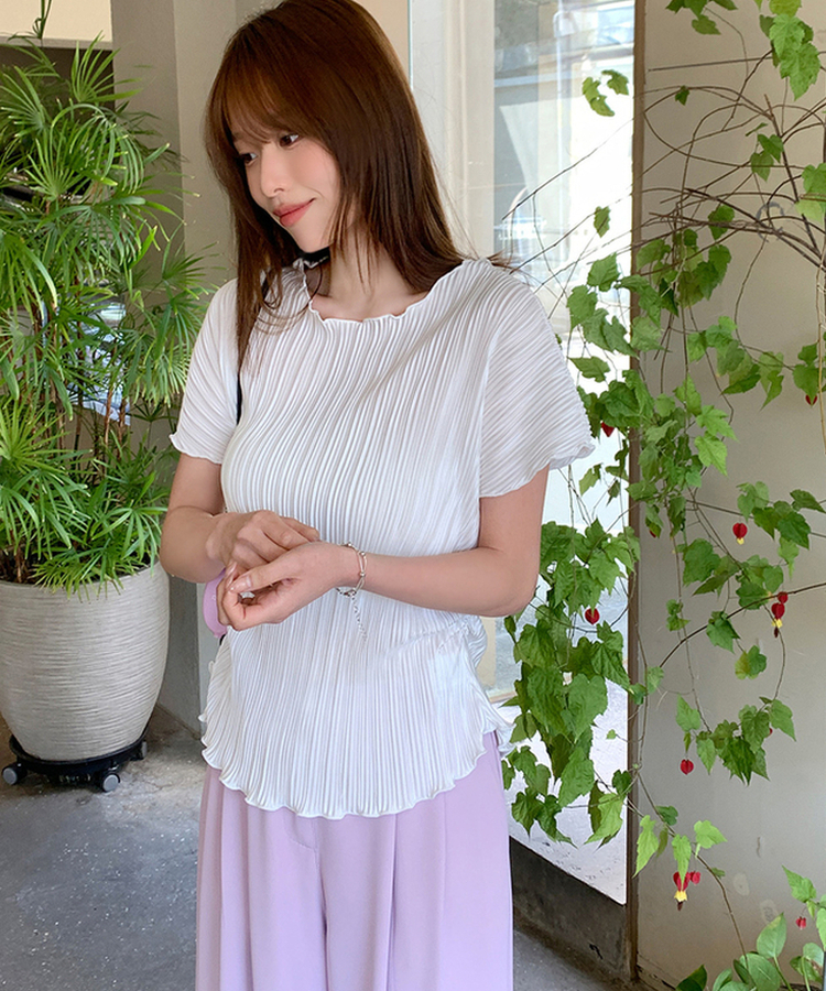 プリーツシャーリング半袖Tシャツ IVORY
