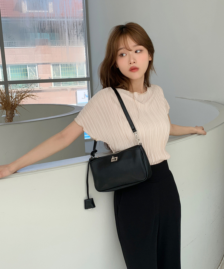 プリーツシャーリング半袖Tシャツ BEIGE