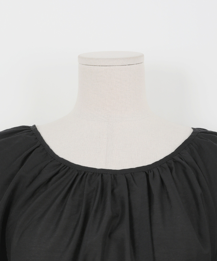 バルーンパフブラウス