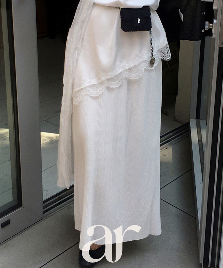 （オールゴムウエスト／軽やかな揺れ感／リンクル素材♥）ラビネ リンクル オールゴム ロングスリットスカート IVORY