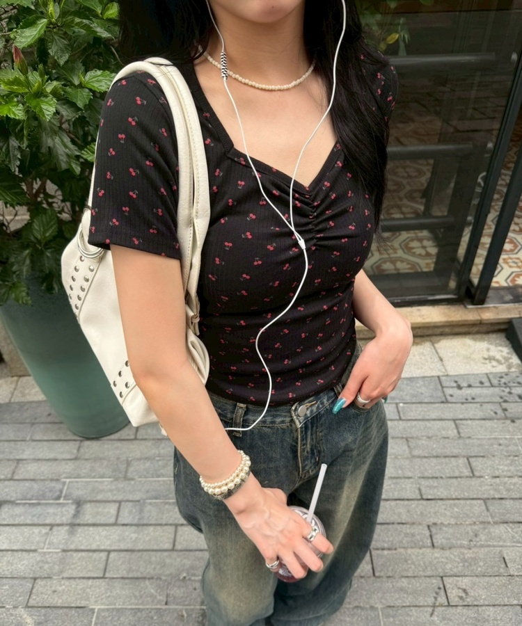 チェリーシャーリング半袖Tシャツ BLACK