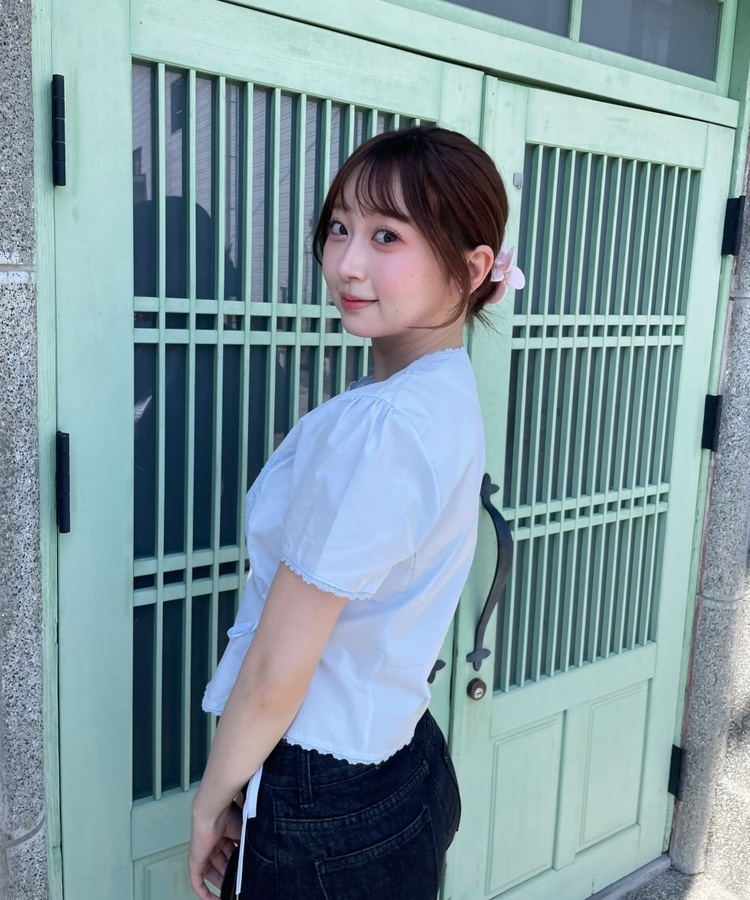 레이스 리본 블라우스 소라