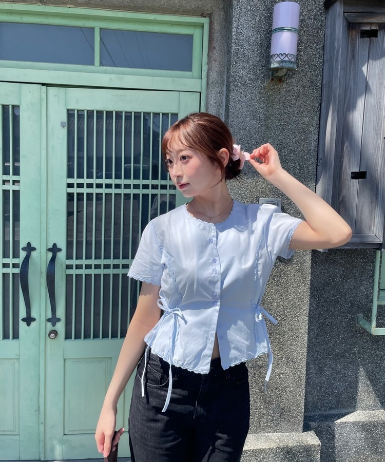레이스 리본 블라우스 소라