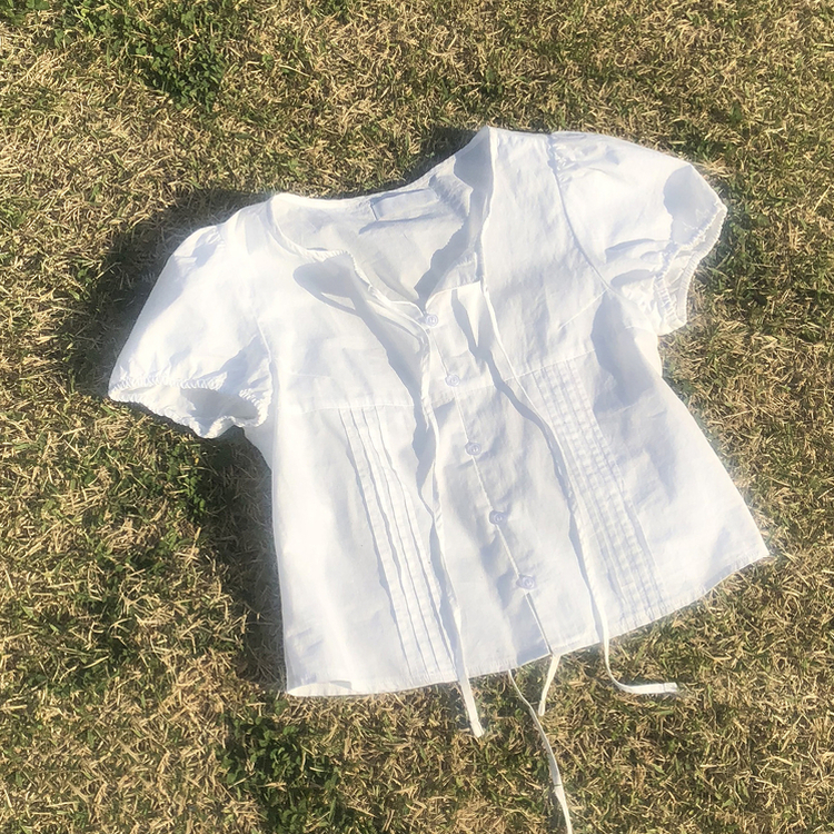 ピンタックパフブラウス