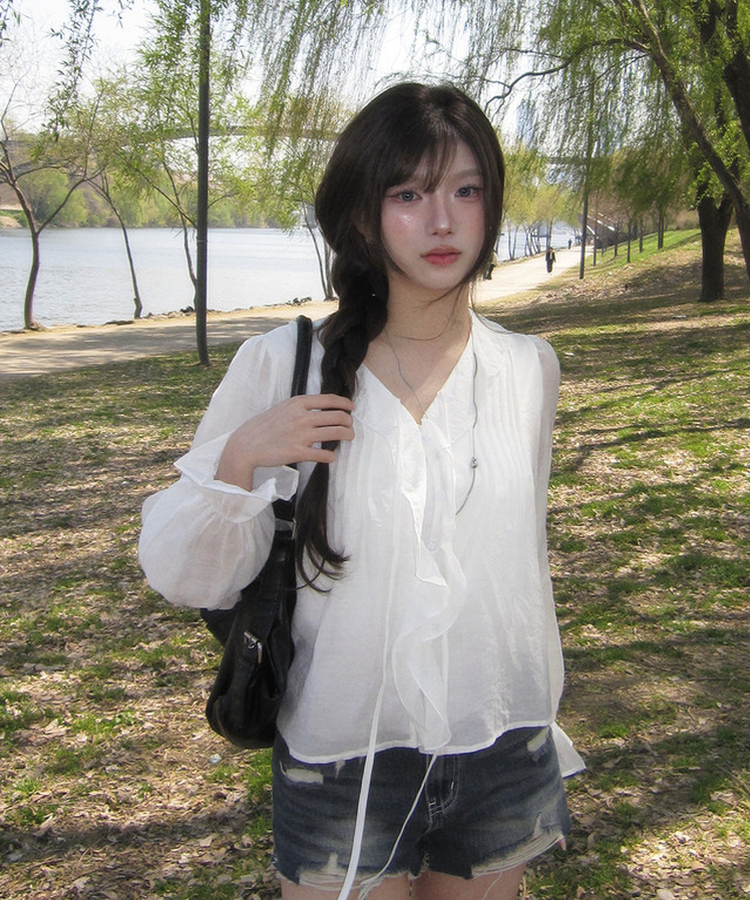 シャーリングパフリボンブラウス WHITE