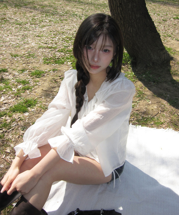 シャーリングパフリボンブラウス WHITE