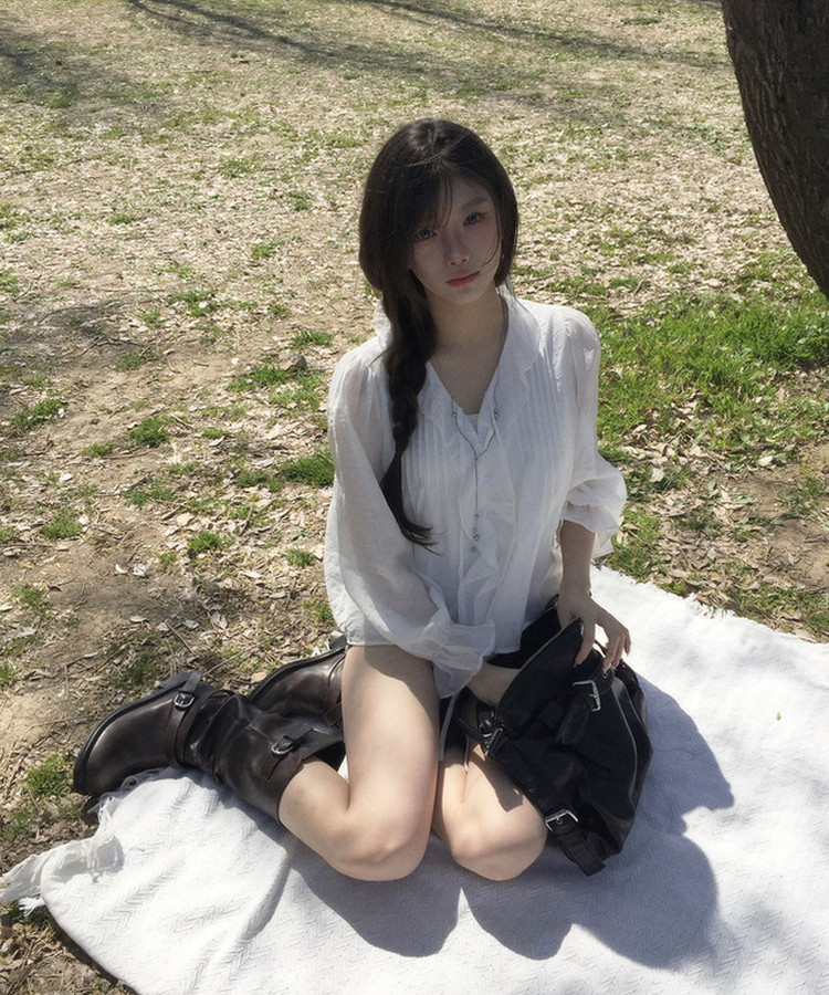 シャーリングパフリボンブラウス WHITE