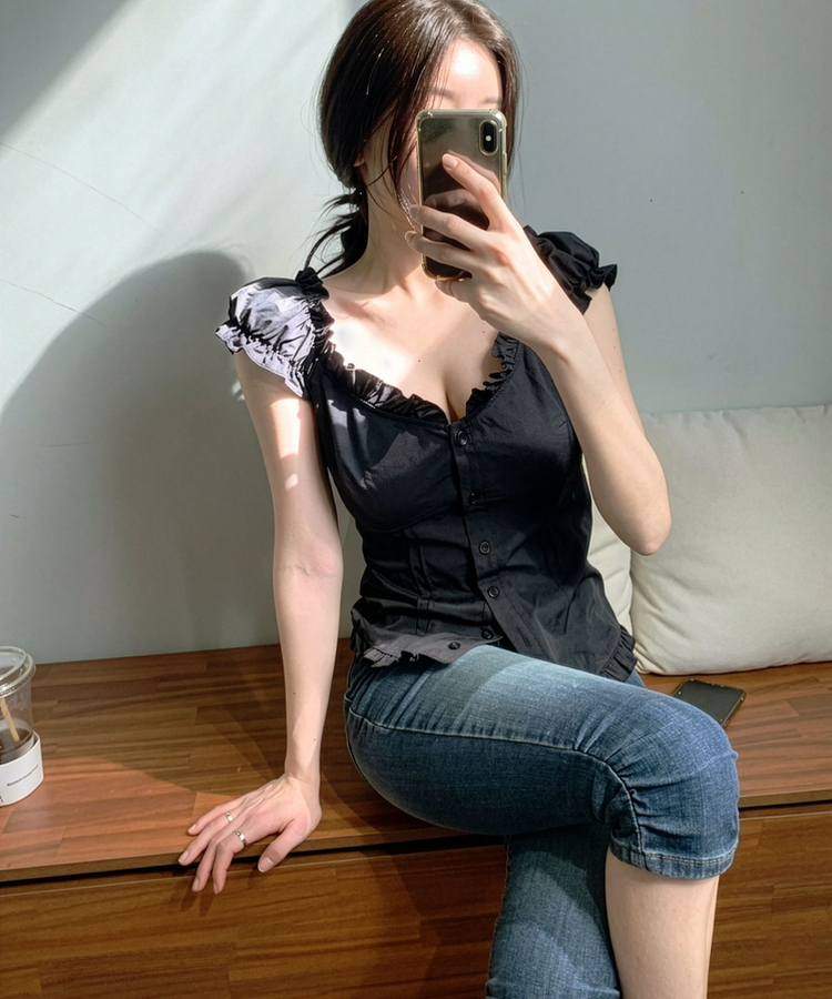フリルキャミソールブラウス BLACK