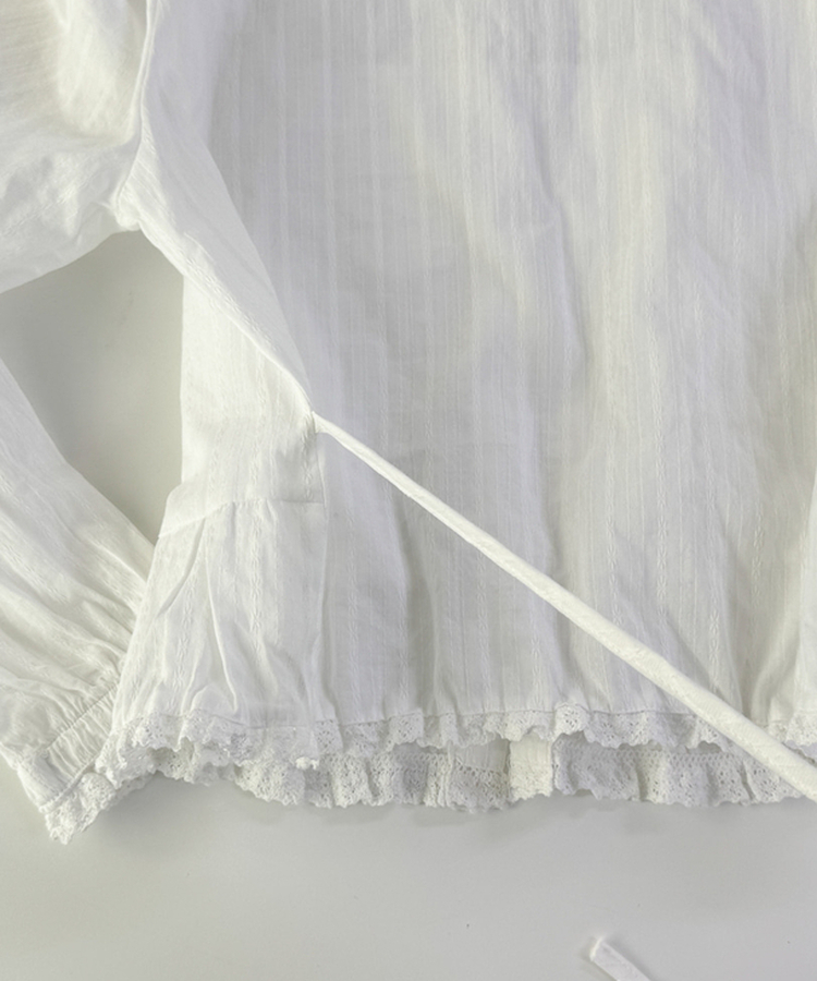 レースパフフリル長袖ブラウス