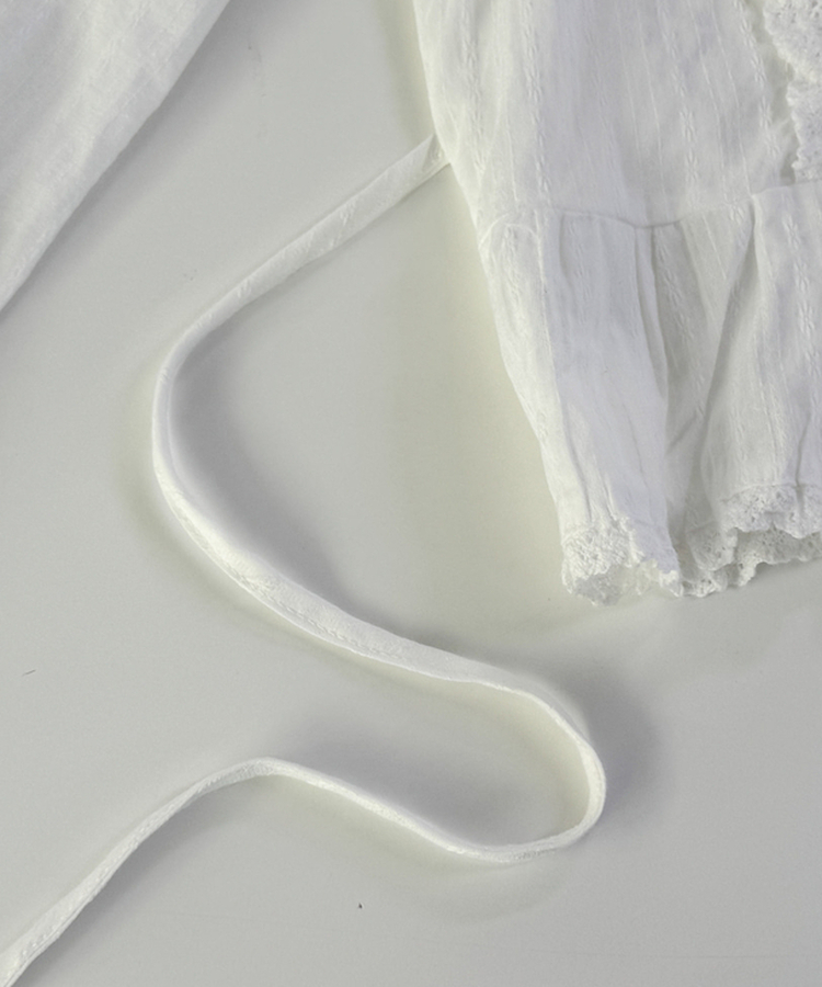 レースパフフリル長袖ブラウス