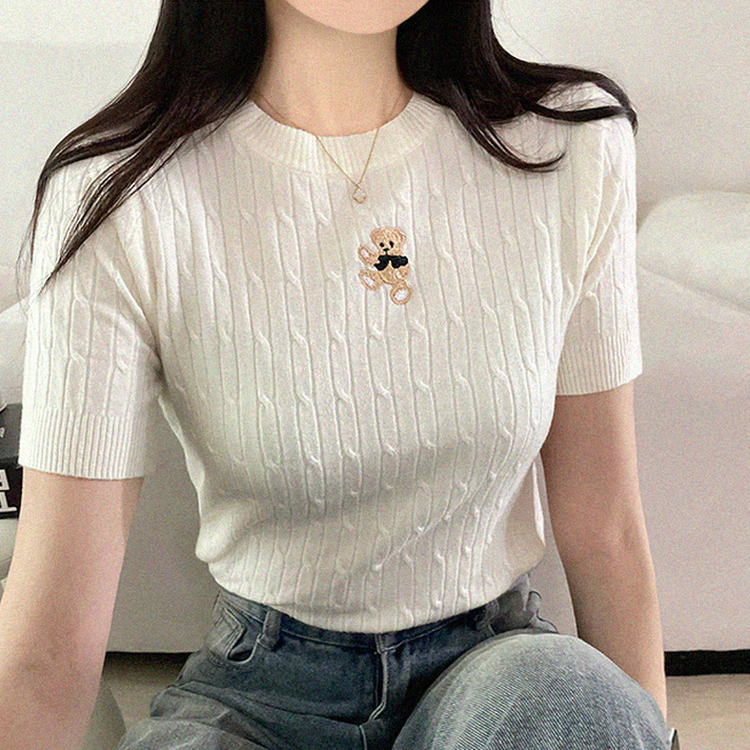 ベアーラウンドネックケーブル半袖ニット IVORY