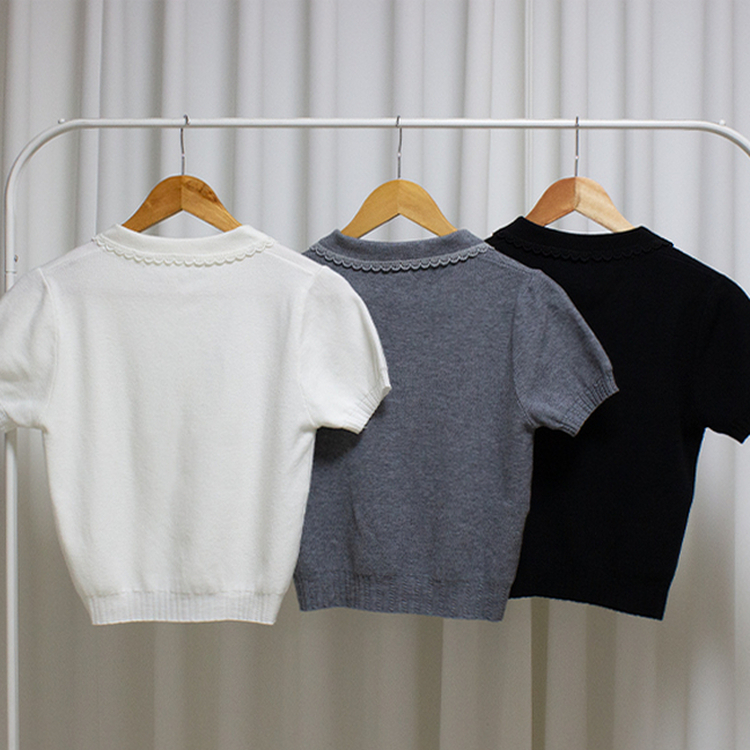 フリルネックパフクロップ半袖ニット