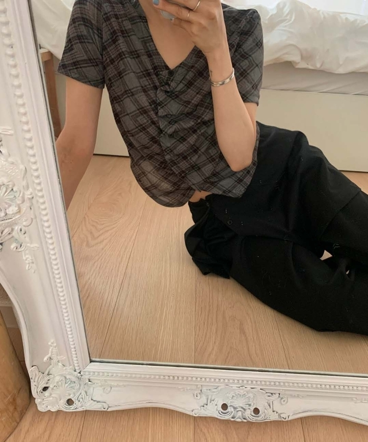 シャーリングフリルチェック半袖Tシャツ CHARCOAL