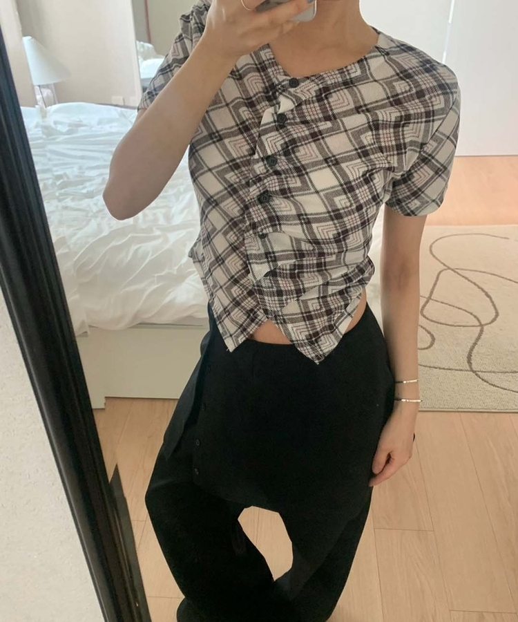 シャーリングフリルチェック半袖Tシャツ IVORY