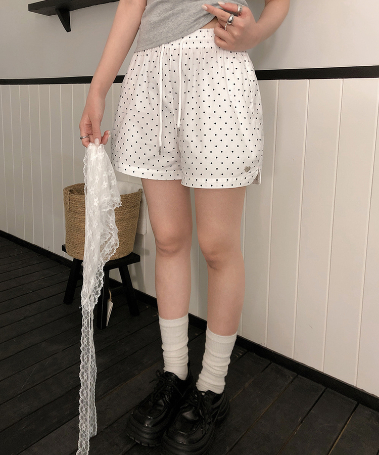 バンディングドットハートポケットショートパンツ WHITE