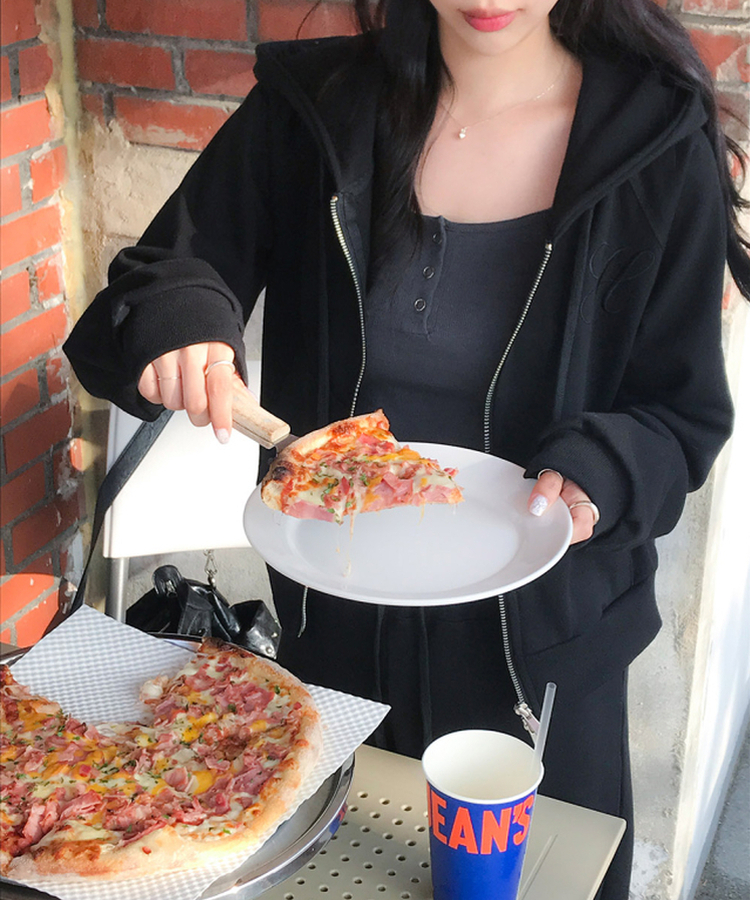 シンプルボタンストラップキャミソール CHARCOAL