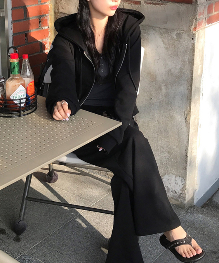 シンプルボタンストラップキャミソール CHARCOAL