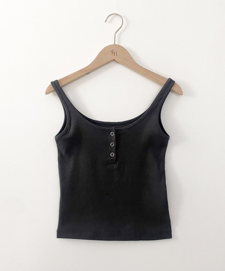 シンプルボタンストラップキャミソール