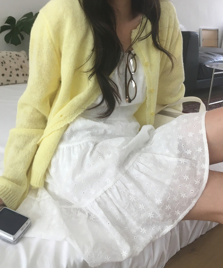 パフフラワーパンチングミディワンピース WHITE