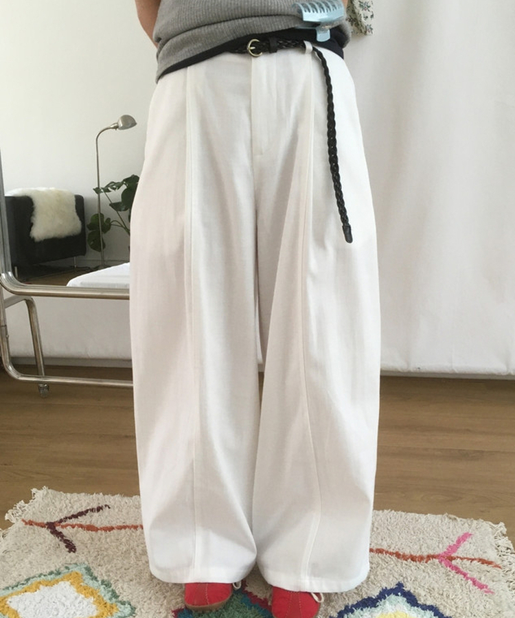 【ベルト付き】ストレートフィットワイドパンツ WHITE