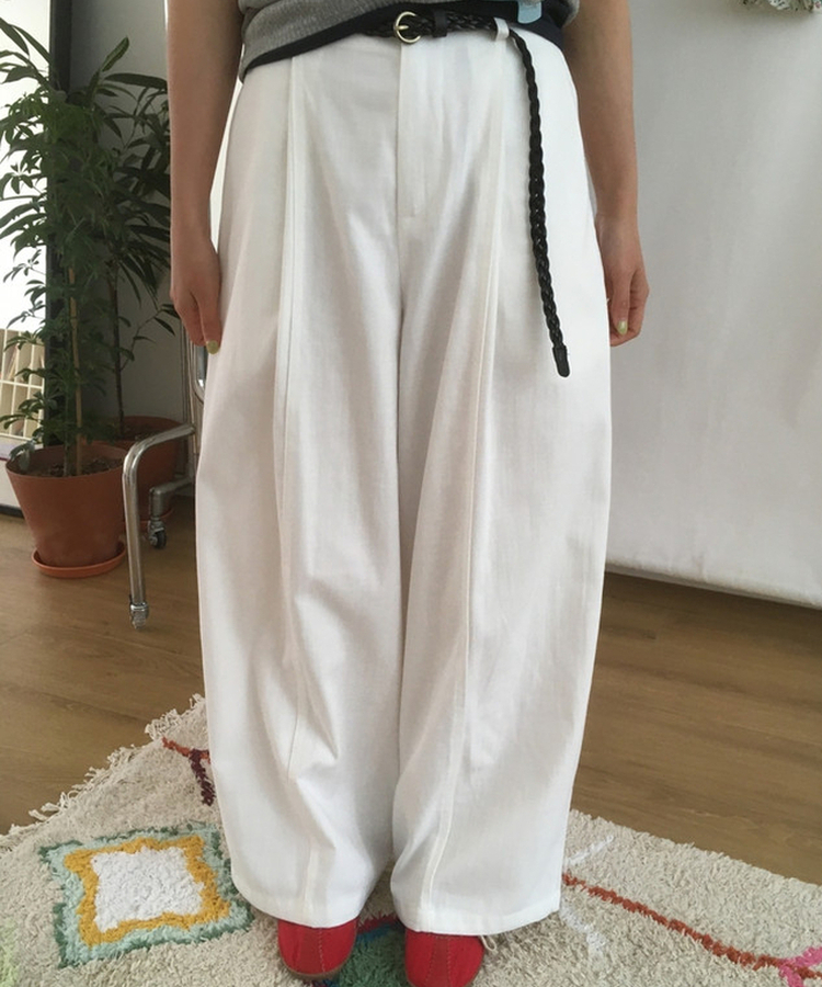 【ベルト付き】ストレートフィットワイドパンツ WHITE