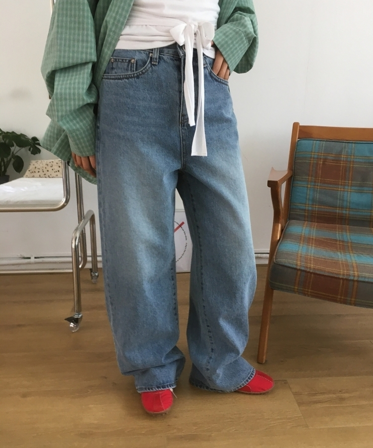 クラシックセミストレートデニムパンツ BLUE