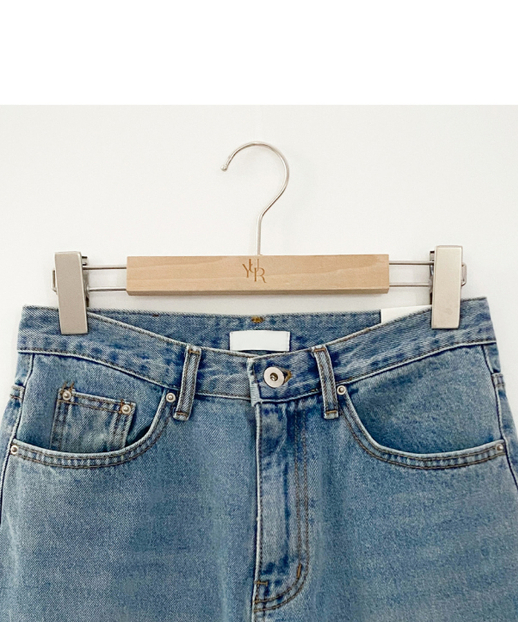 カジュアルセミブーツカットデニムパンツ