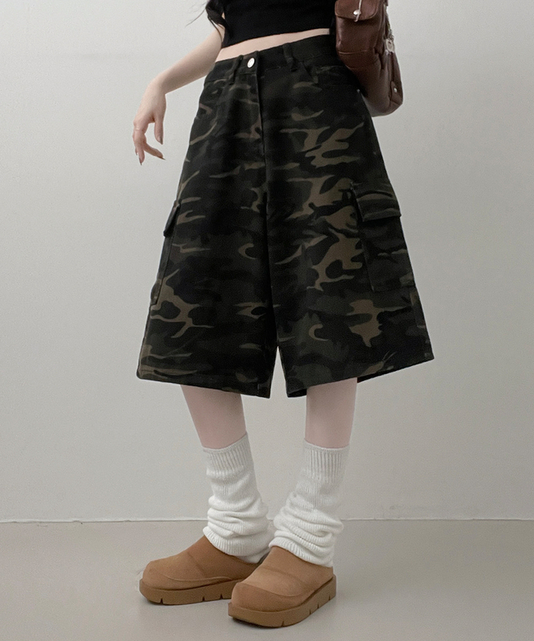 カモフラ柄カーゴポケットバミューダパンツ KHAKI