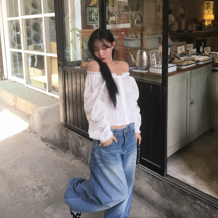 フリルオフショルダーブラウス IVORY