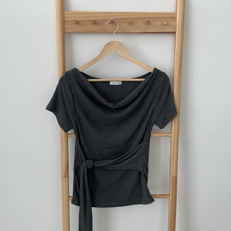 ドレープオフショルラップTシャツ