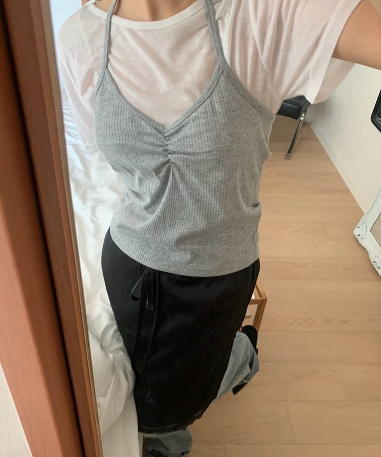 【SET】ホルターネックVキャミソール＋半袖Tシャツ IVORY