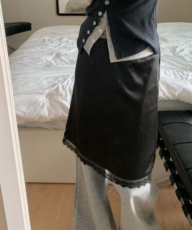 シルクミディレーススカート BLACK