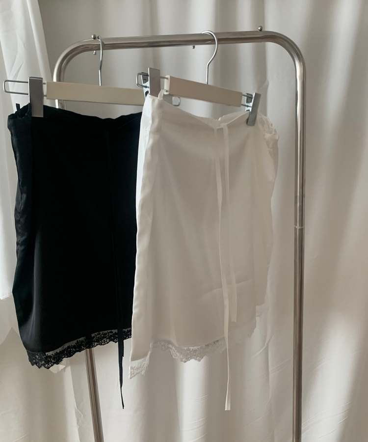 シルクミディレーススカート