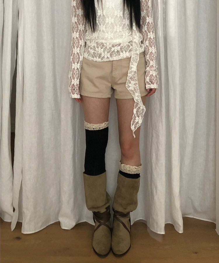 アイレットスタッズショートパンツ BEIGE