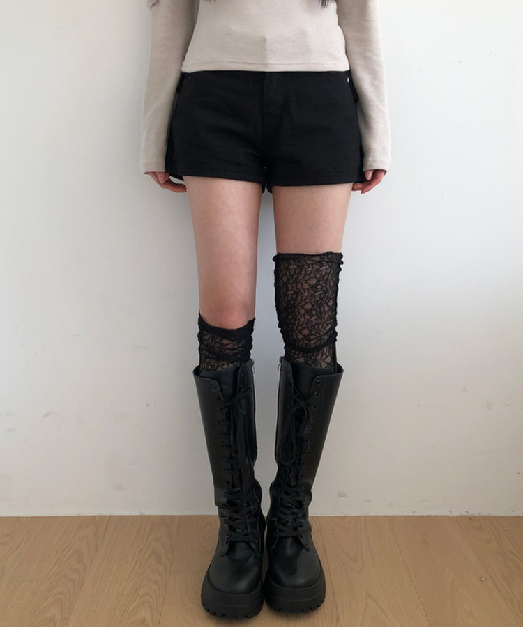 アイレットスタッズショートパンツ BLACK