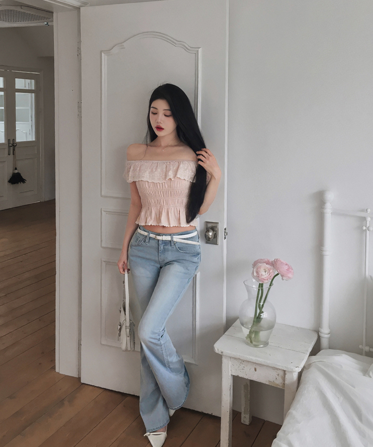 レースパンチングフリルオフショル半袖ブラウス PINK