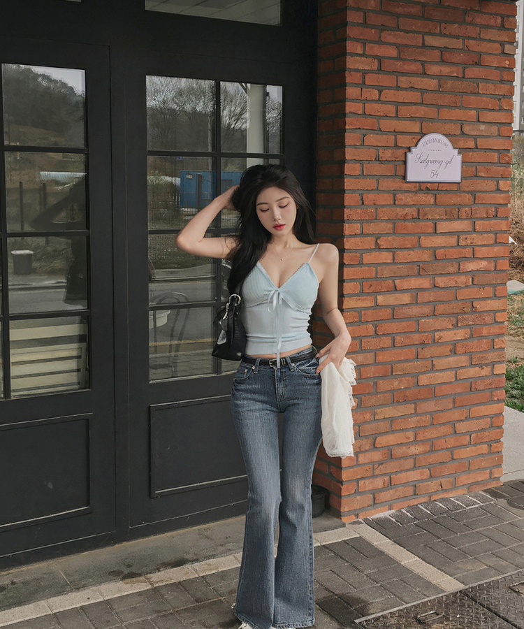 セミブーツカットデニムパンツ BLUE