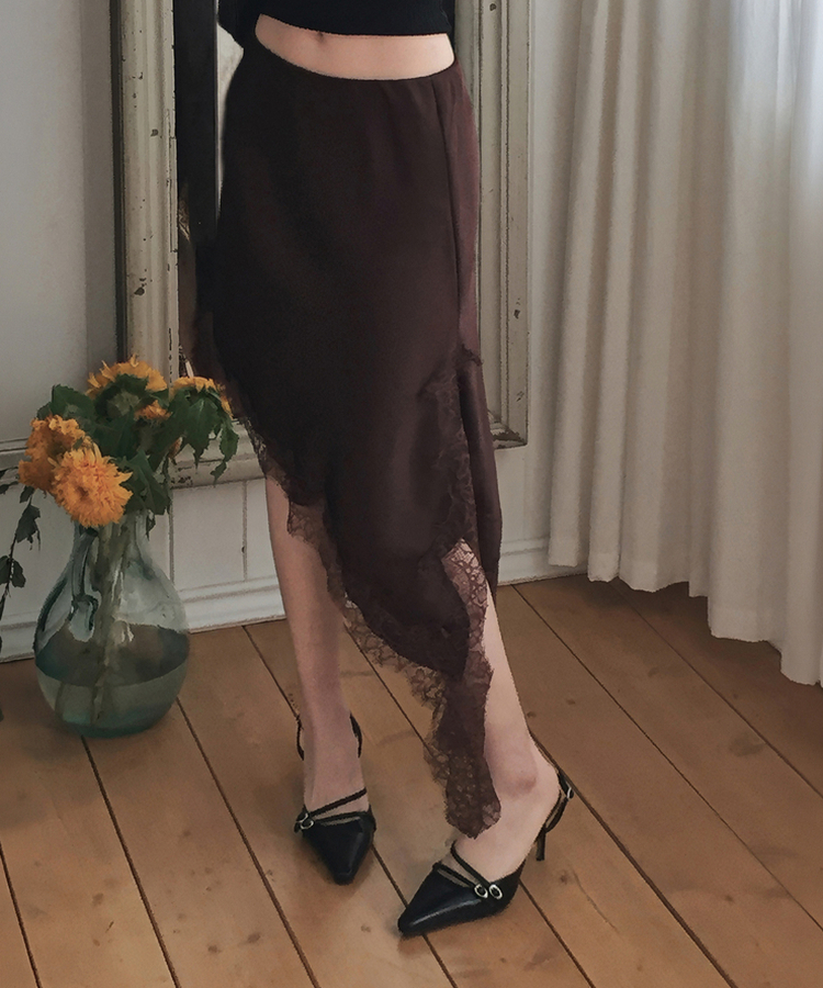 レースシルキーアンバランススカート BROWN