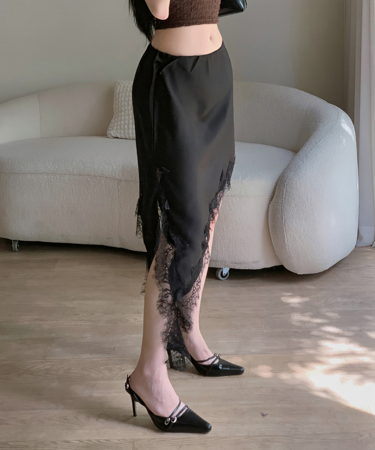 レースシルキーアンバランススカート BLACK