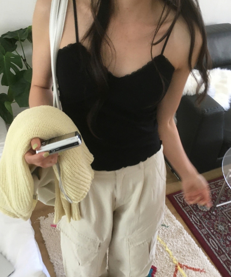 【カップ付き】レース紐キャミソール BLACK